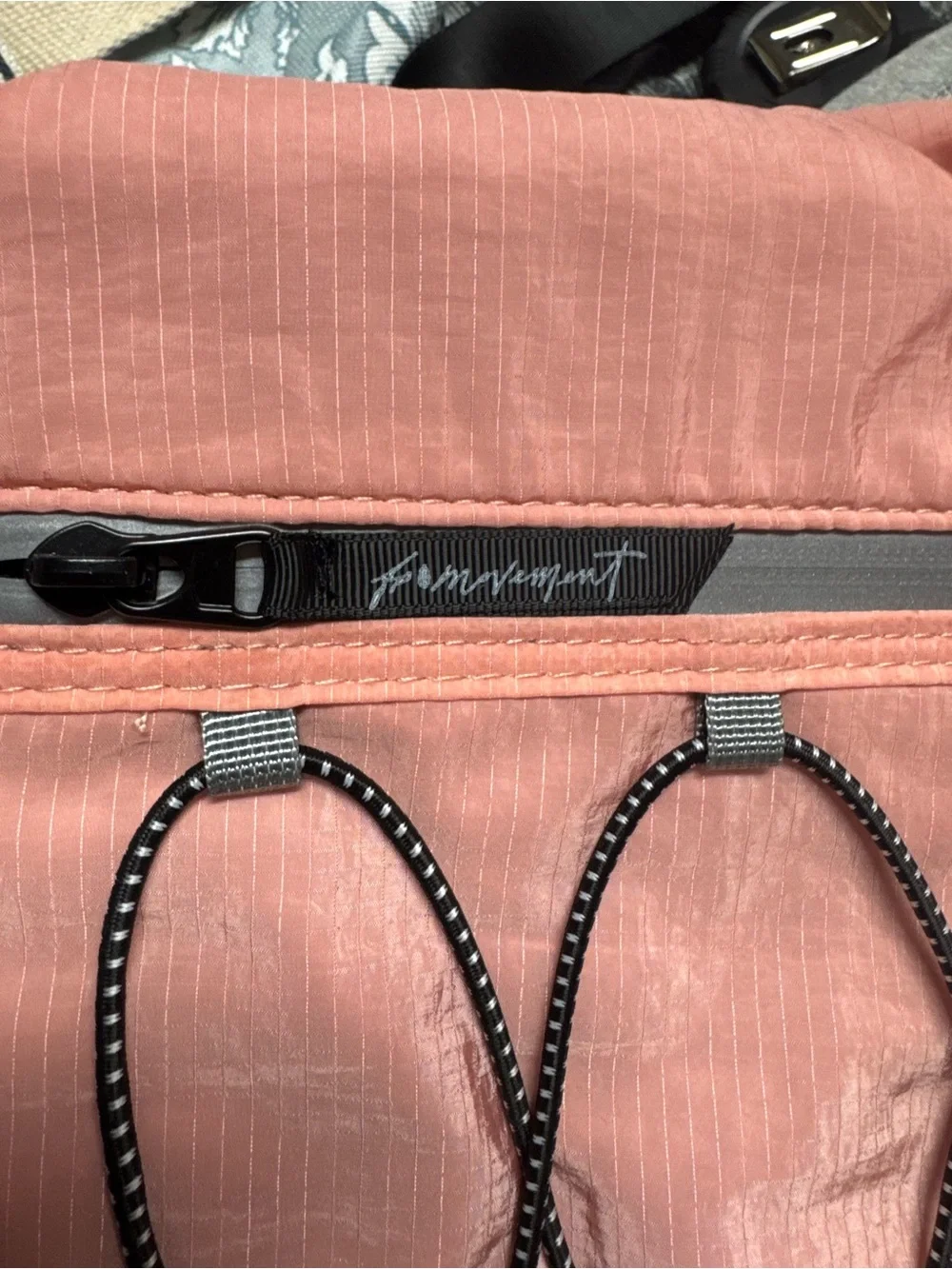 FP Movement Playoff Sherpa Messenger Bag in Pink Like New! RT $138